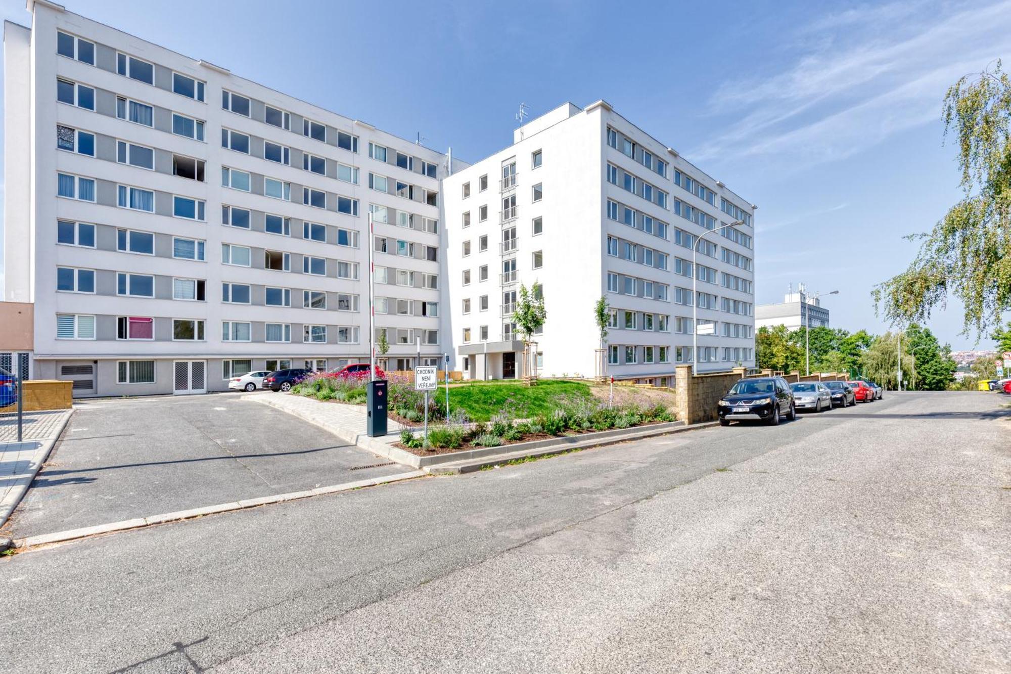 Skyline Prague Apartments Εξωτερικό φωτογραφία